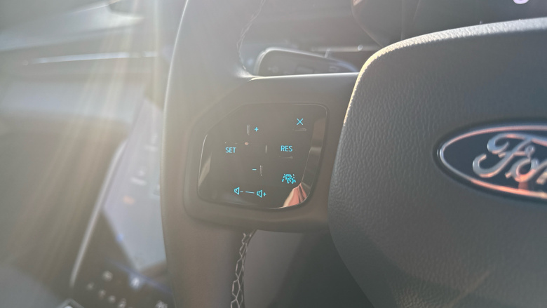 Ford Explorer 250kW Premium 79kWh AWD 5dr Auto Electric Estate